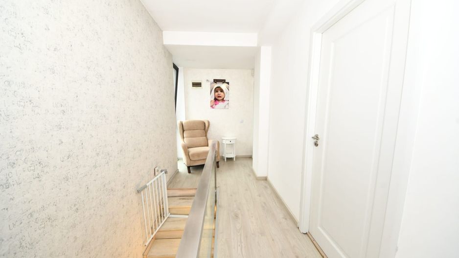 De vanzare – In exclusivitate, casa moderna in cartierul Brates Lake - Poză 19