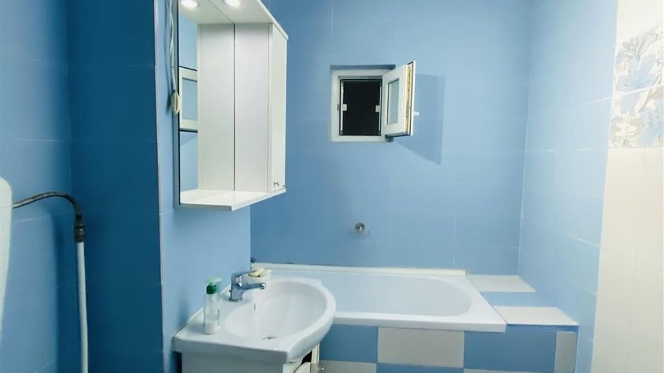 Apartament cu 3 camere 2 bai Iosia - Poză 8