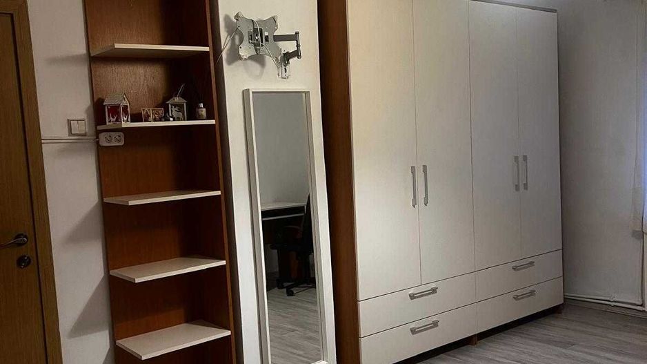 Metrou Păcii, apartament 4 camere , decomandat utilat și mobilat - Poză 5