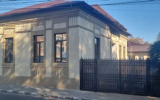 Casă Centrală Clasa A – ideală pentru birouri / clinică medicală – 350 mp constr - Poză 1