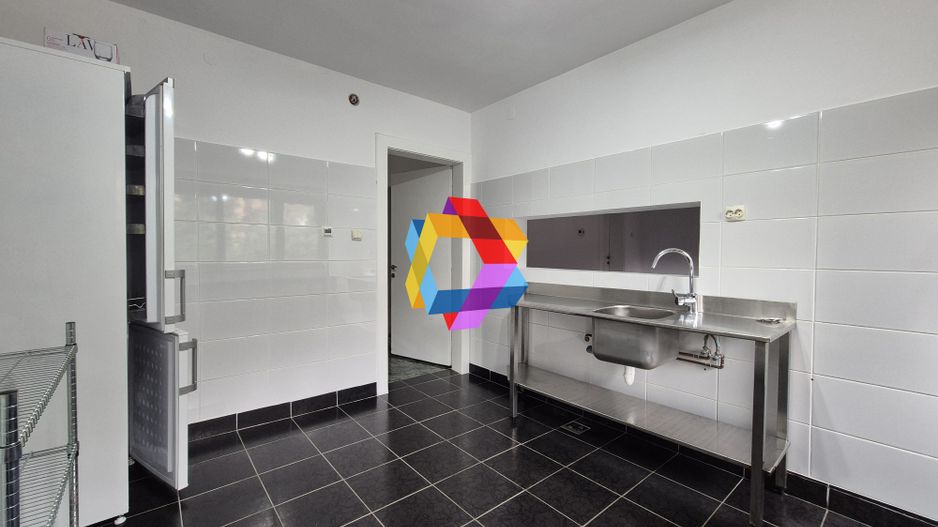 Casa 270mp zona centrala - Poză 4