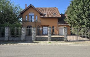 Casă individuală – Dumbrăvița, mobilata si utilata complet.