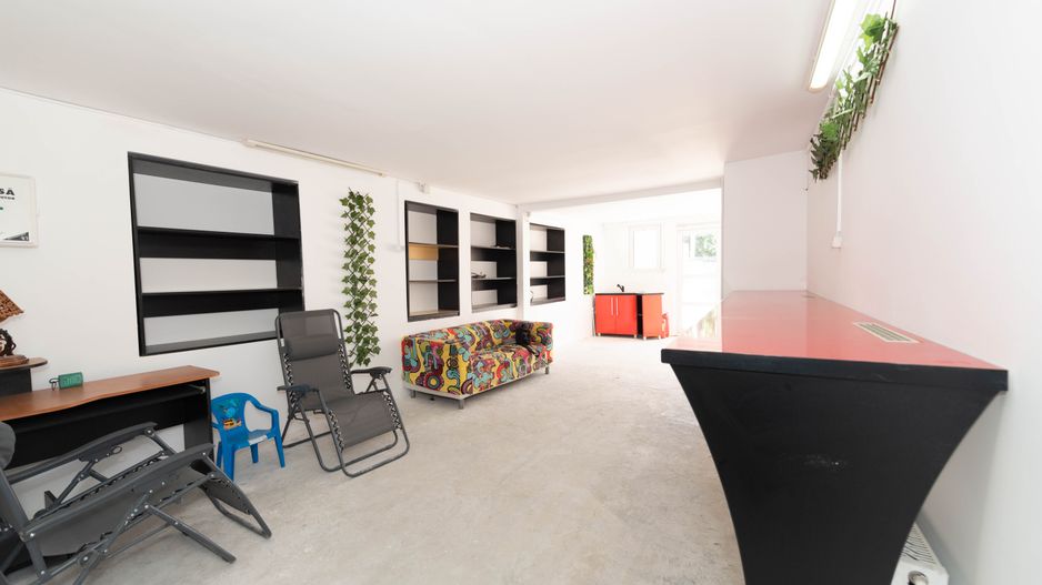 Spatiu comercial de 122mp în zona Grivita - Poză 5