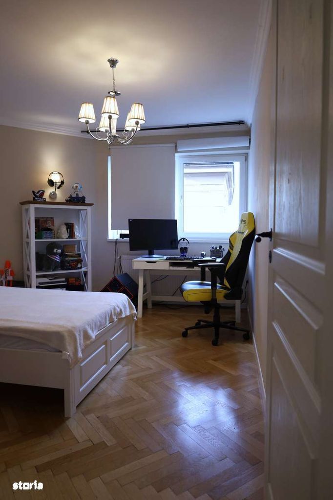 Apartament 3 camere 94 mp, Ultracentral, centrala proprie, bloc fără risc - Poză 5