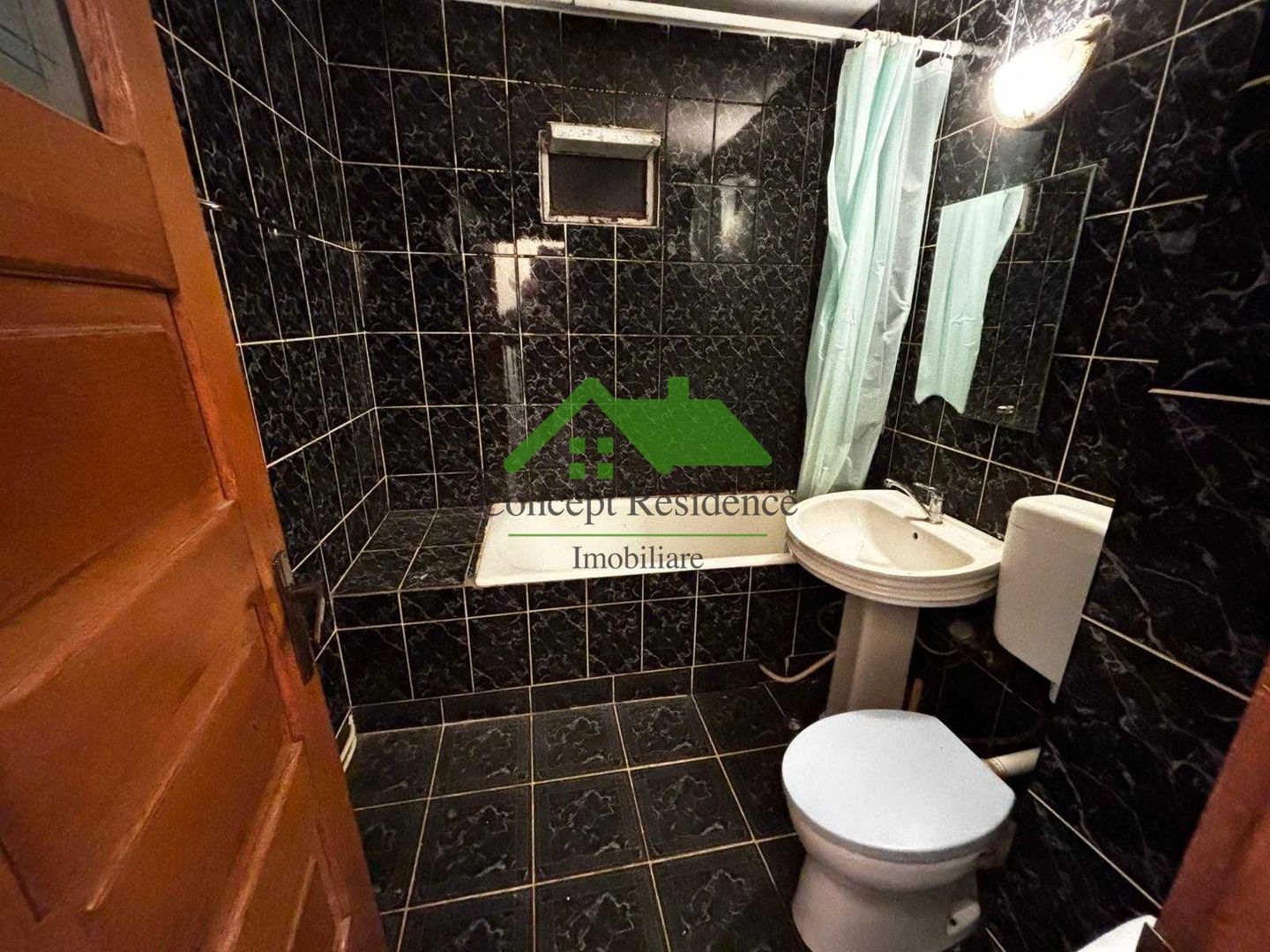 Apartament 2 camere decomandat, etaj 1 – Aleea Dobrogei - Poză 8