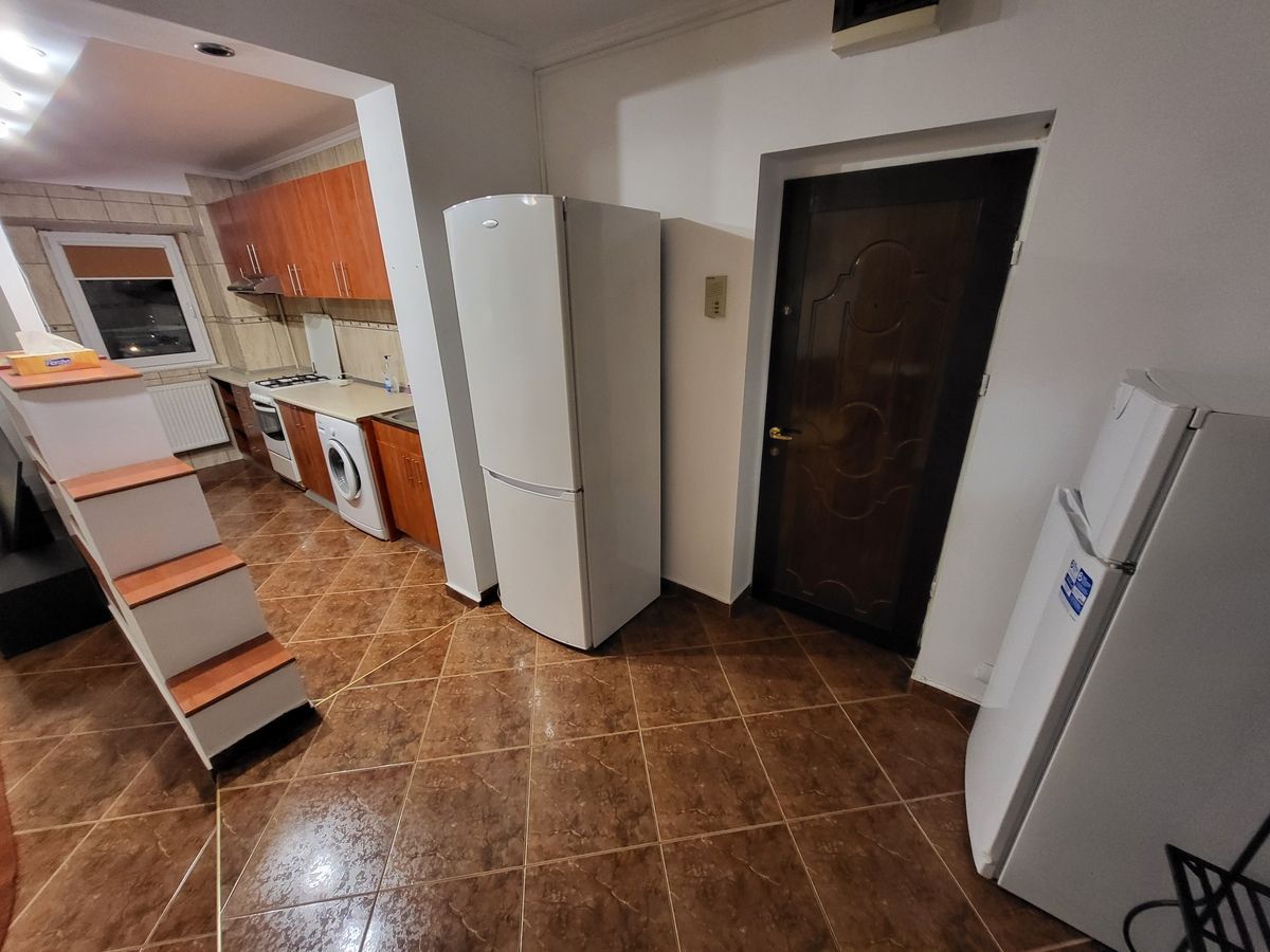 Închiriez garsonieră spațioasă, Mall Vitan - casa de pensii, openspace - Poză 9