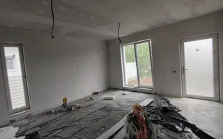 Casa 4 camere Crevedia - Poză 37