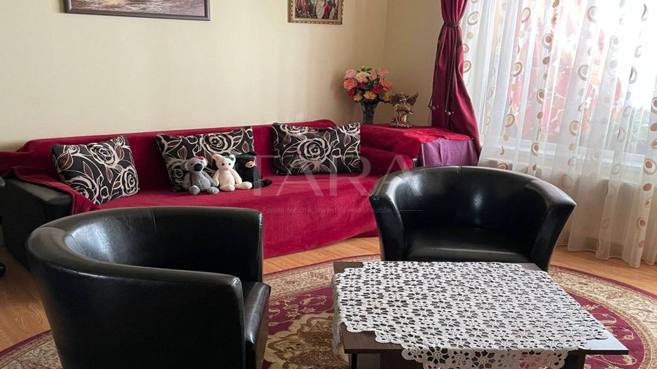 Apartament de 2 camere de vânzare în Florești, zona Eroilor. - Poză 1
