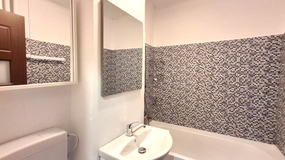 De Vanzare 2 Camere Bd Constantin Brancoveanu Bloc Fara Risc - Poză 12