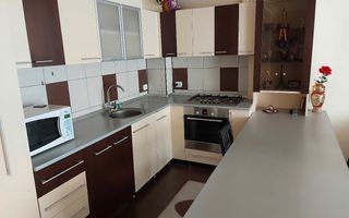 Apartament la cheie / etaj intermediar / Zona Eroilor - Poză 2