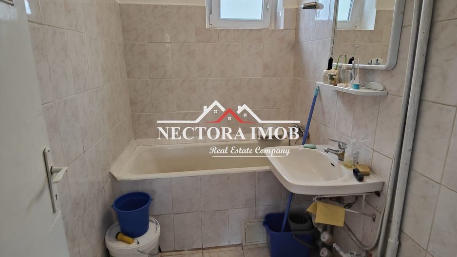 NECTORA IMOB-Apartament Ultracentral 2 camere, 40 mp, Etaj 3, Medicina - Poză 4