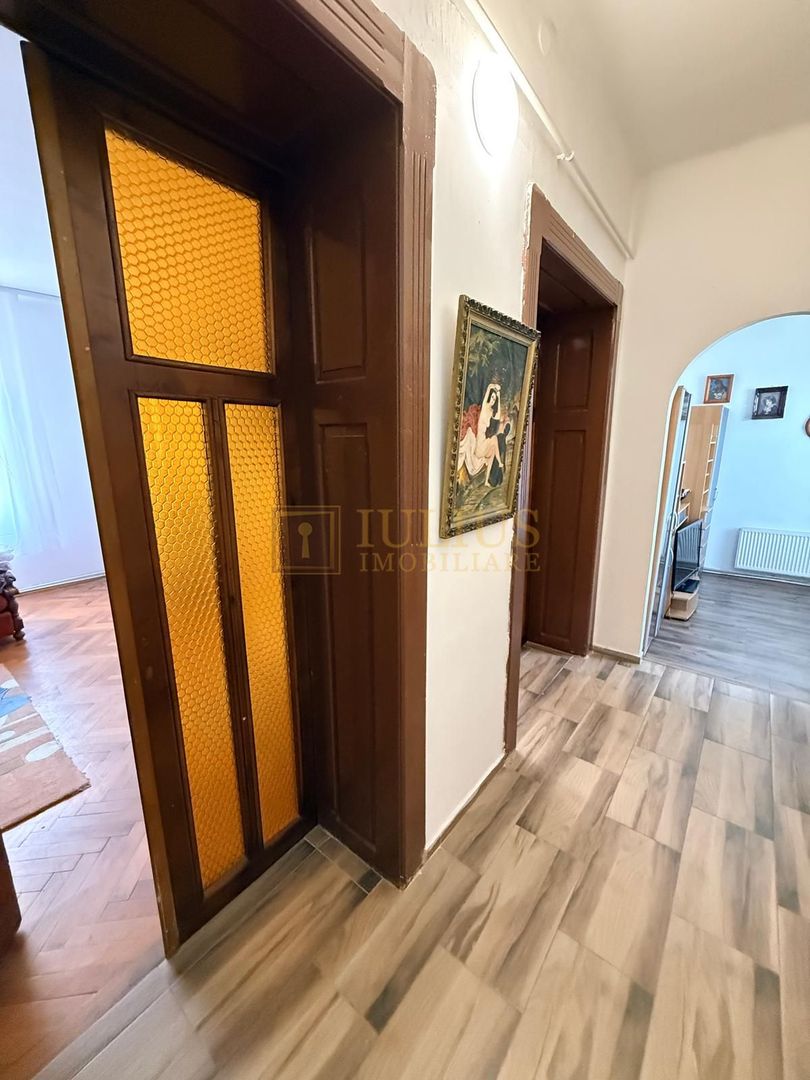 cladire istorica| Iosefin| 2 dormitoare| centrala proprie| camere inalte| - Poză 13