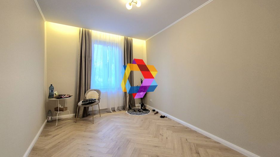 Spatiu de birouri la casa - 183 mp - Poză 9