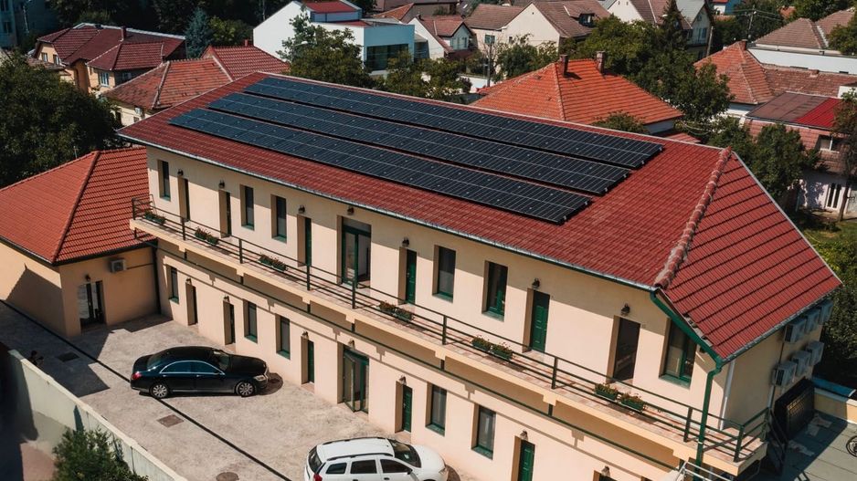 Business la cheie - Proprietate tip pensiune cu rating 9,8/10 Booking - Poză 1