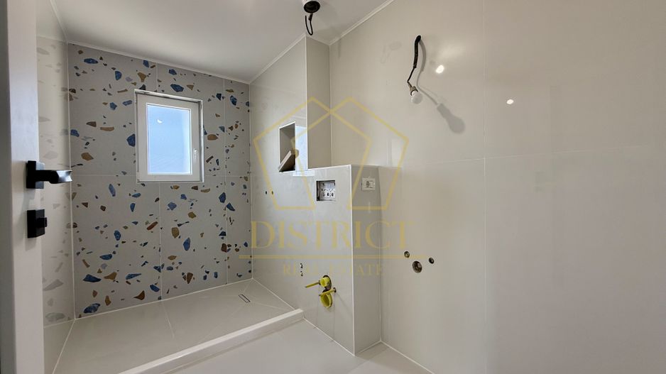 Vila cu 6 camere eficienta energetic 265 mp utili | Sacalaz | E-V - Poză 13