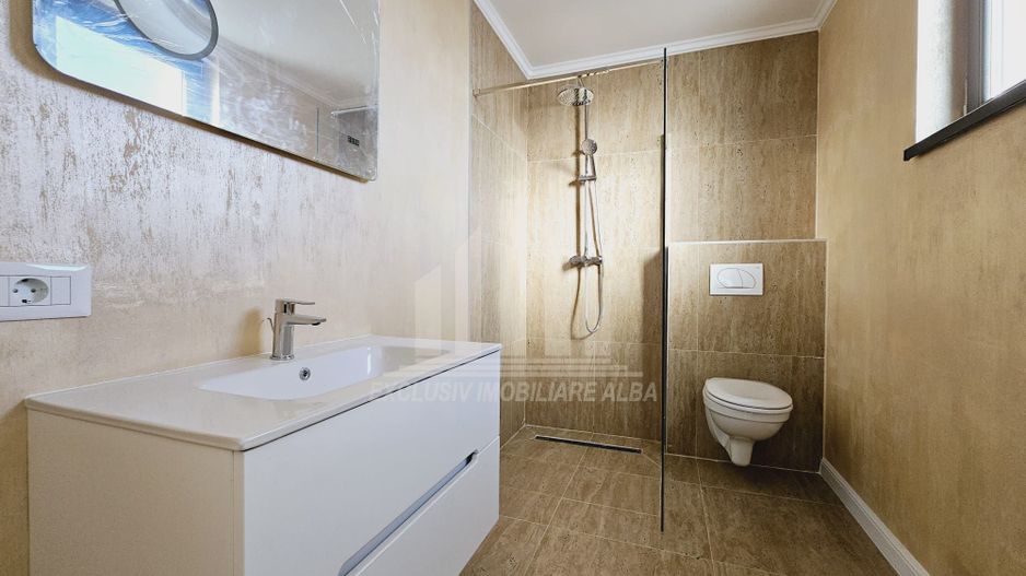 Casa in regim cuplat de vanzare, Cetate - Poză 11