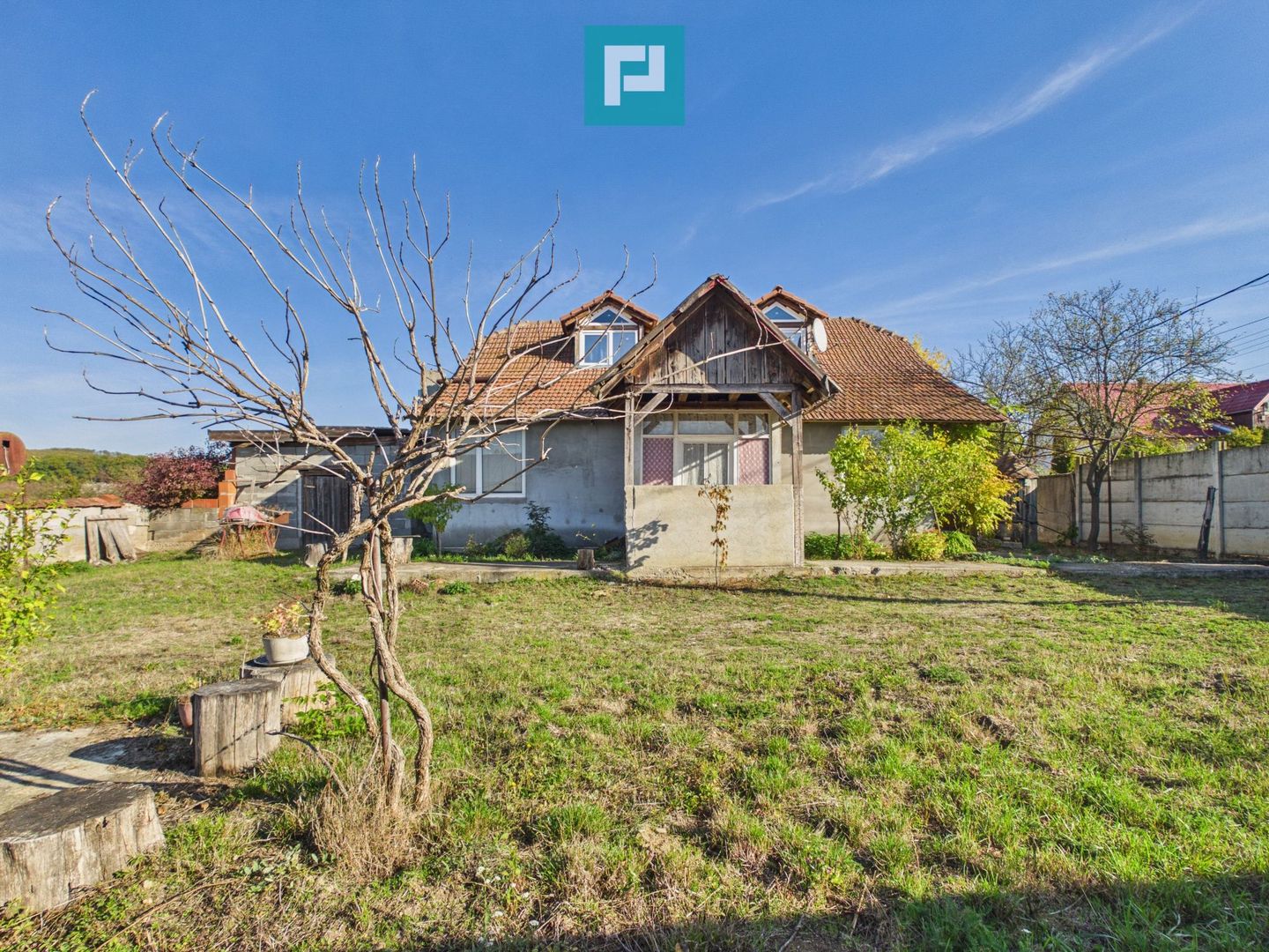 Casă în Șumugiu, teren 2.610 mp - Poză 1