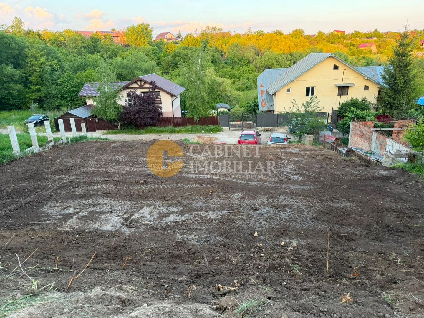 TEREN INTRAVILAN 500 MP REDIU - Pozitie excelentă - 49.000 Euro - Poză 6