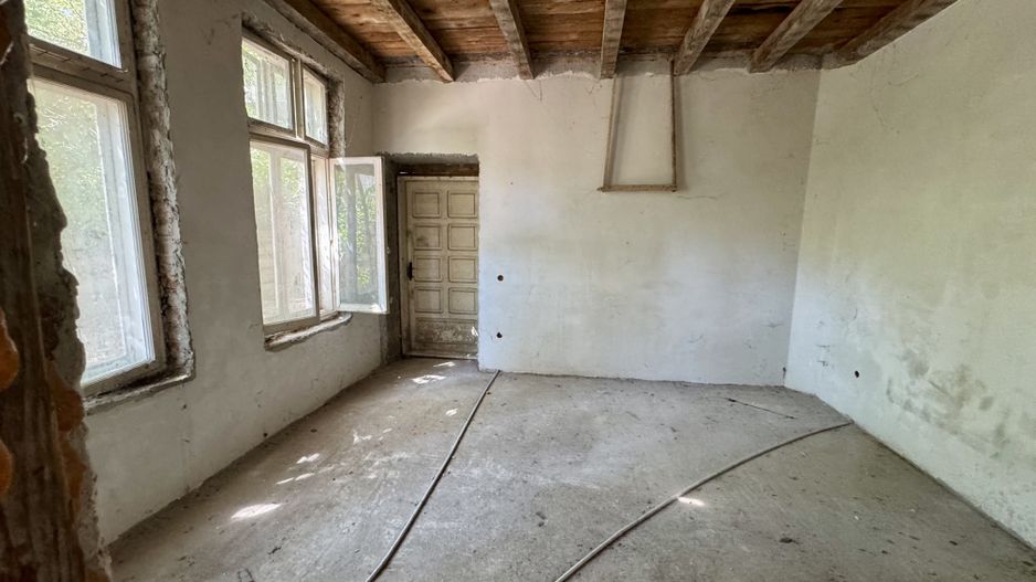 OPORTUNITATE RARA - imobil central, multifunctional, curte PROPRIE - Poză 16