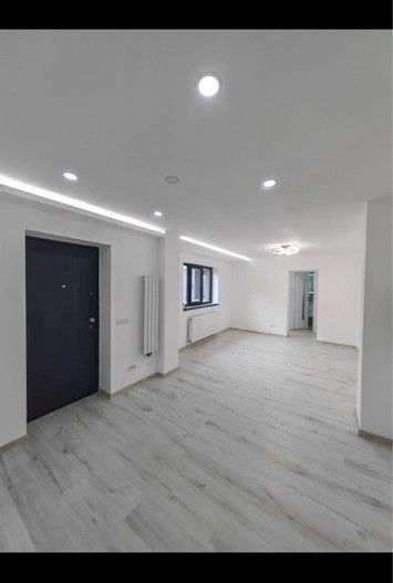 Casă la curte Proprietar vizavi de Carrefour Alexandriei Ildl etc - Poză 3