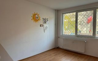 De vânzare: apartament 4 camere Apusului - Poză 4