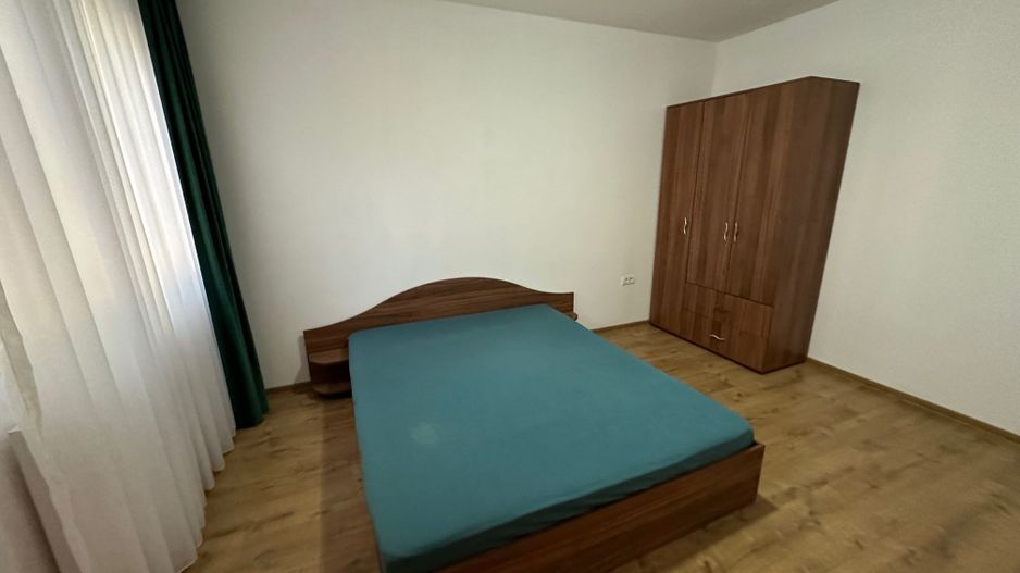 Casă / Vilă cu 4 camere de vanzare  în zona Aradului - Poză 12