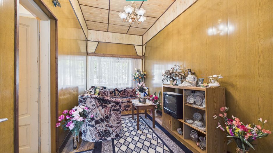 Casă cu 6 camere în Sânicolau Mare Timiș - Poză 19