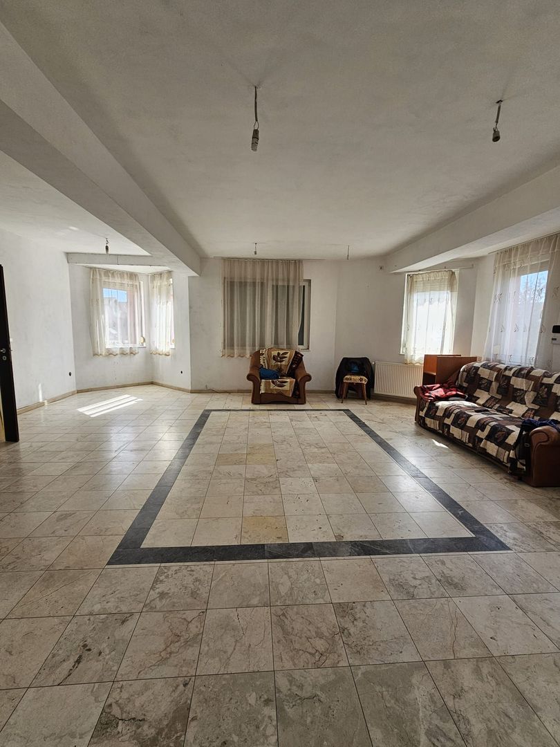 Casa Paleu Orizont II - Poză 4