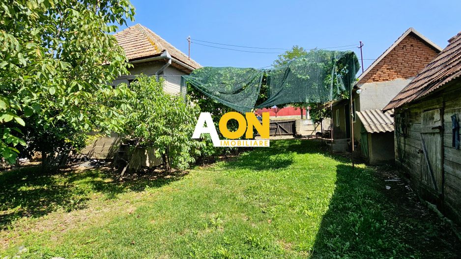 Casă batranească, 3 camere, 2200 mp teren, sat Bucerdea Grânoasă - Poză 15