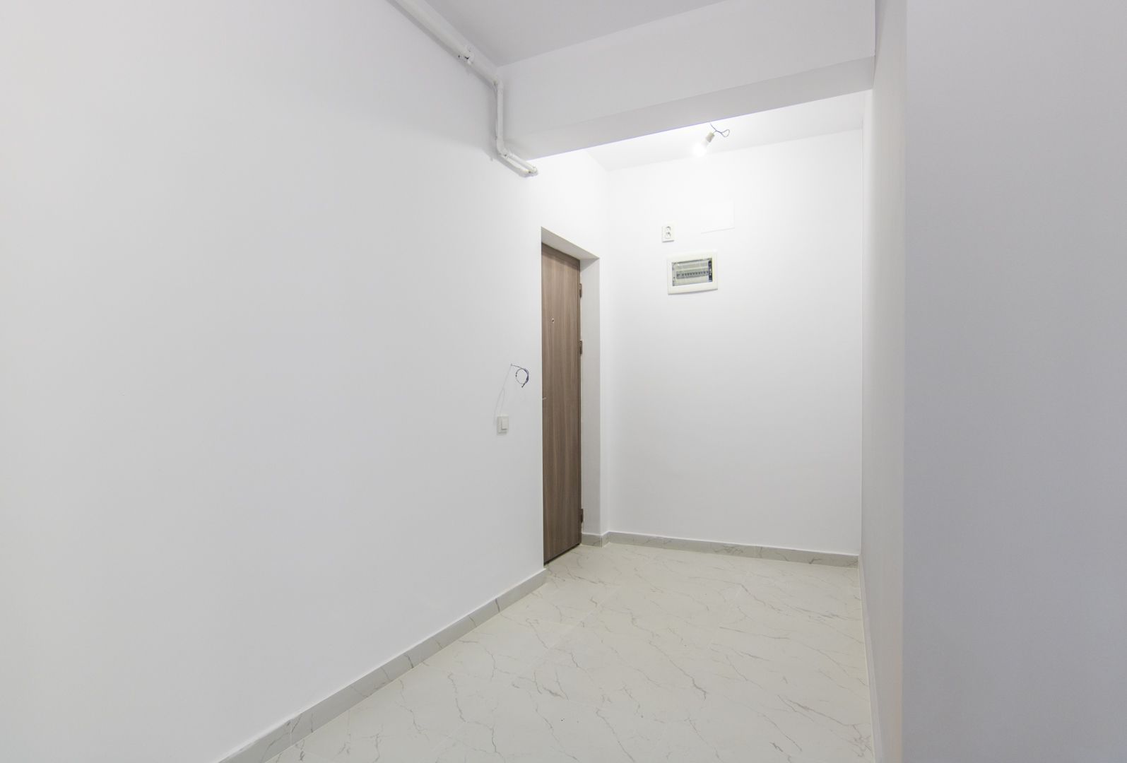 Crangasi, 2 Camere, Decomandat, 10 Minute De Metrou, Gata De Mutare, Finalizat - Poză 7