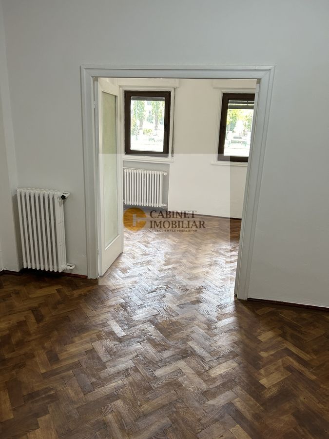 Bd Mihail Kogalniceanu - Facultatea de Drept | 3 camere  | Parter - Poză 1