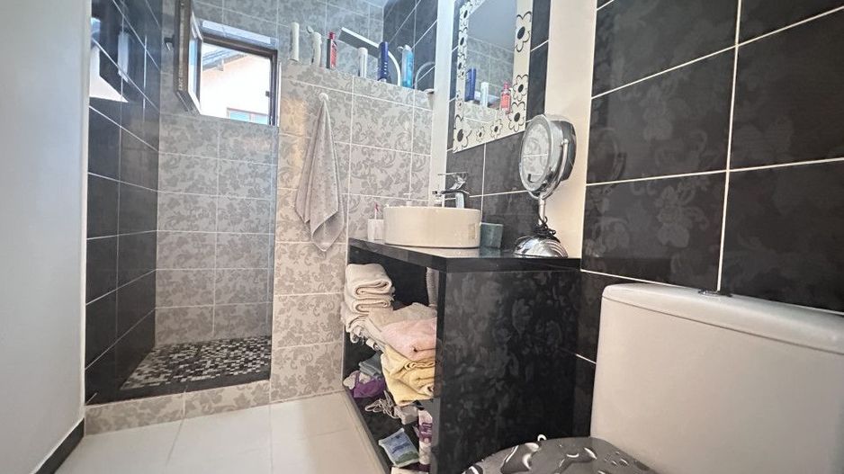 Apartament 3 camere, 2 bai, etajul 2 - Cart. Arhitectilor - Poză 7