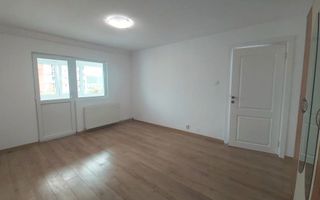 Apartament 2 Camere Decomandat 54 Mp Renovat Bloc 1985 Nicolina-Rond Vechi - Poză 2
