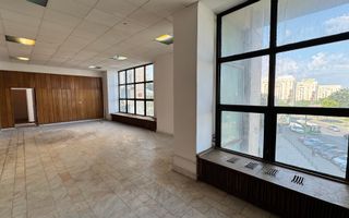 Spațiu comercial 493 mp utili | Locație centrală | Vizibilitate excelentă | - Poză 26