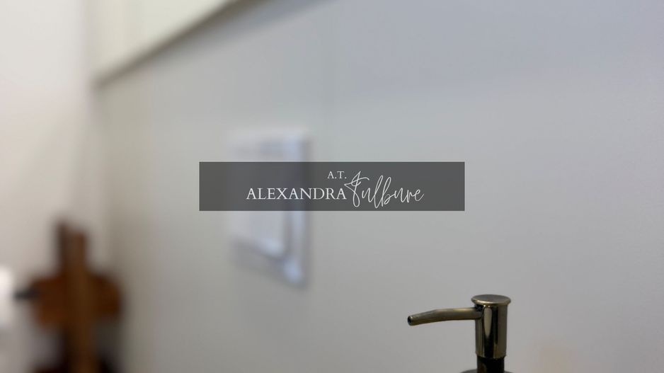 Apartament PREMIUM cu curte, terasă și lift cu acces direct în living - Poză 49