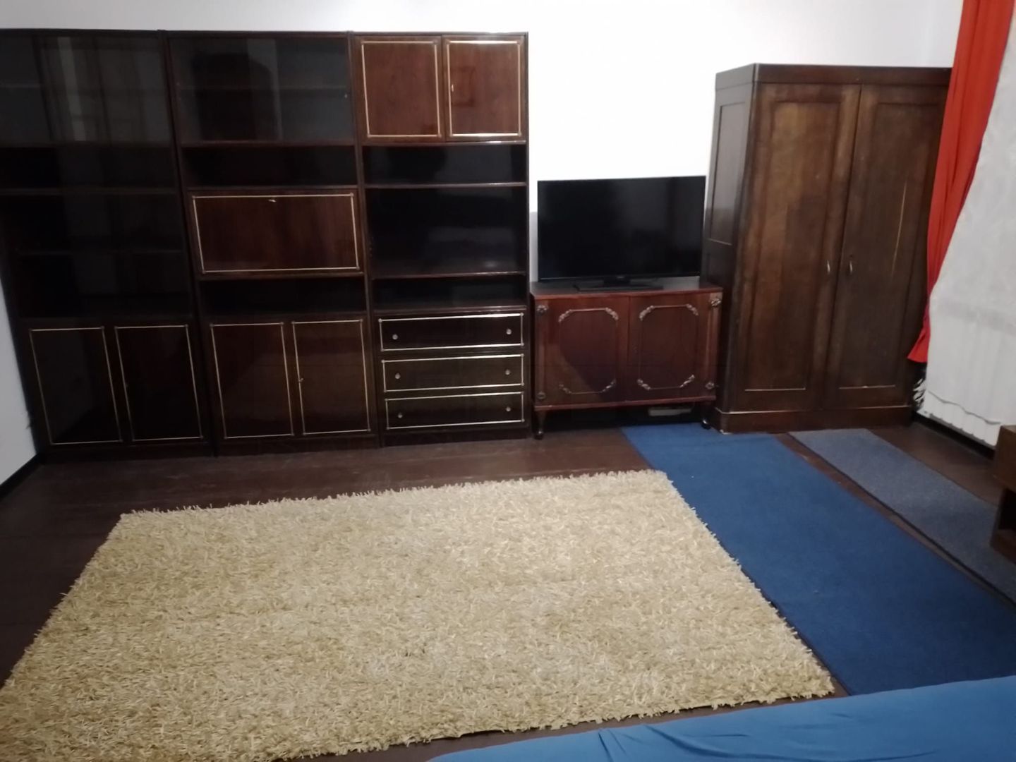 CASA CU CENTRALA ELECTRICA | Radauti - Poză 3