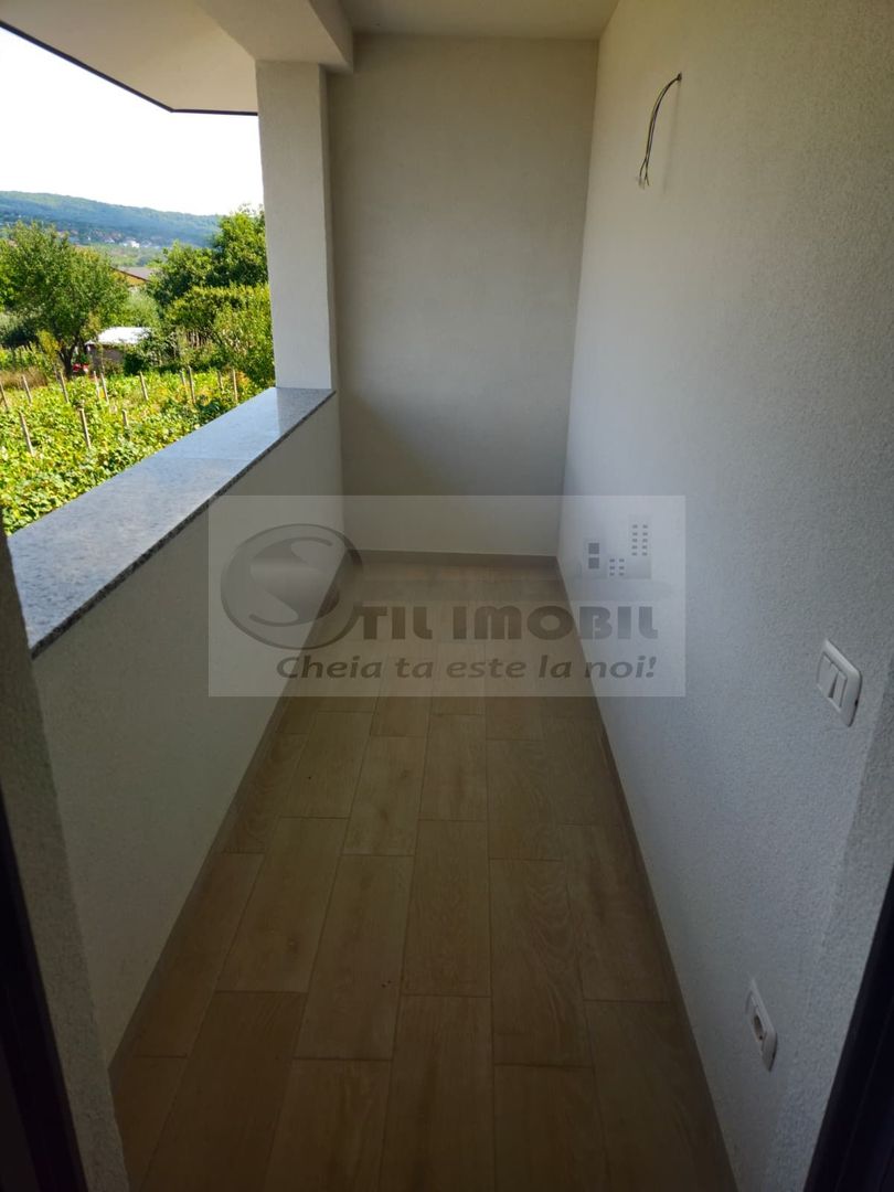 Casă de vânzare, zona Bârnova, jud. Iași - Poză 9