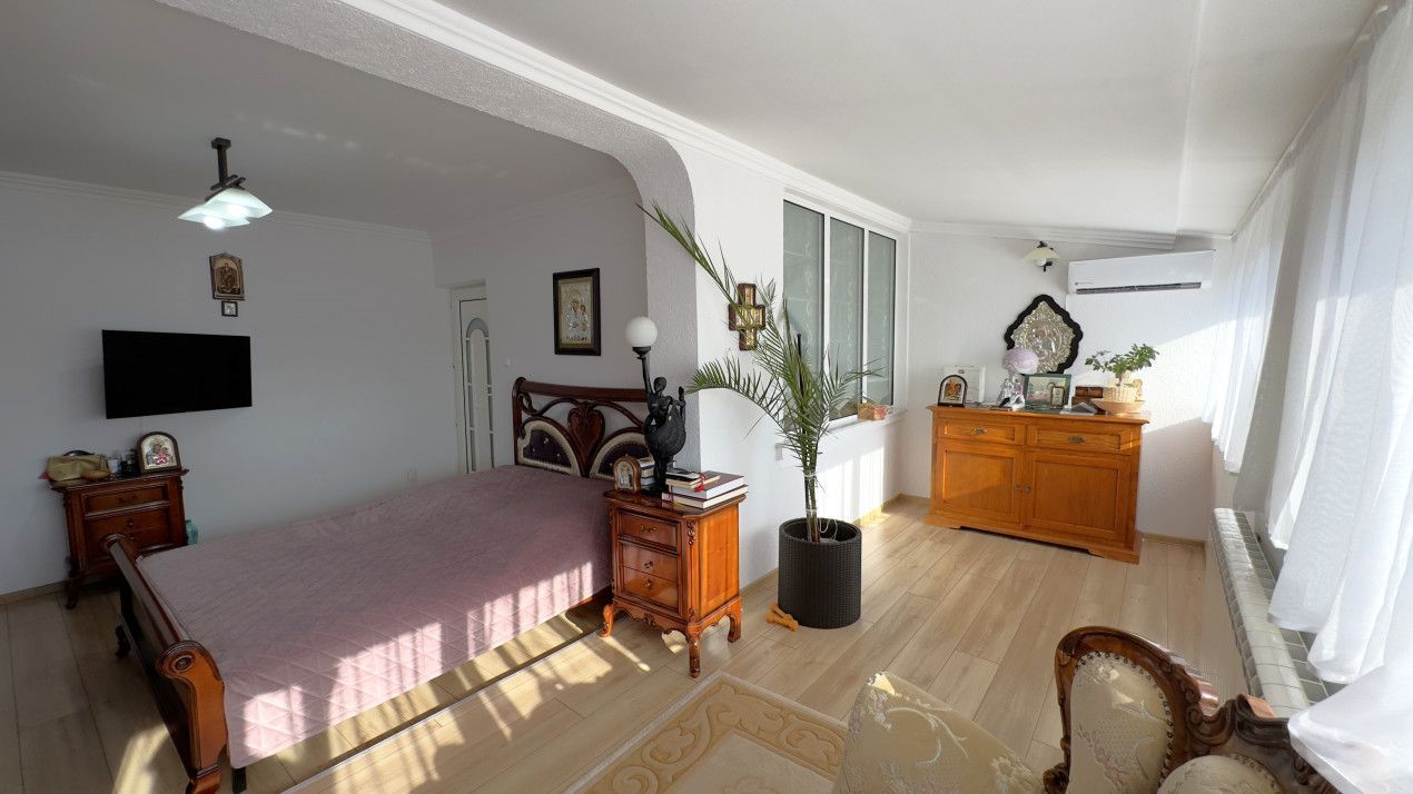 Casă 5 camere P+1 Teren 1010 mp Str. Agoșton - Carei - Comision 0% - Poză 8