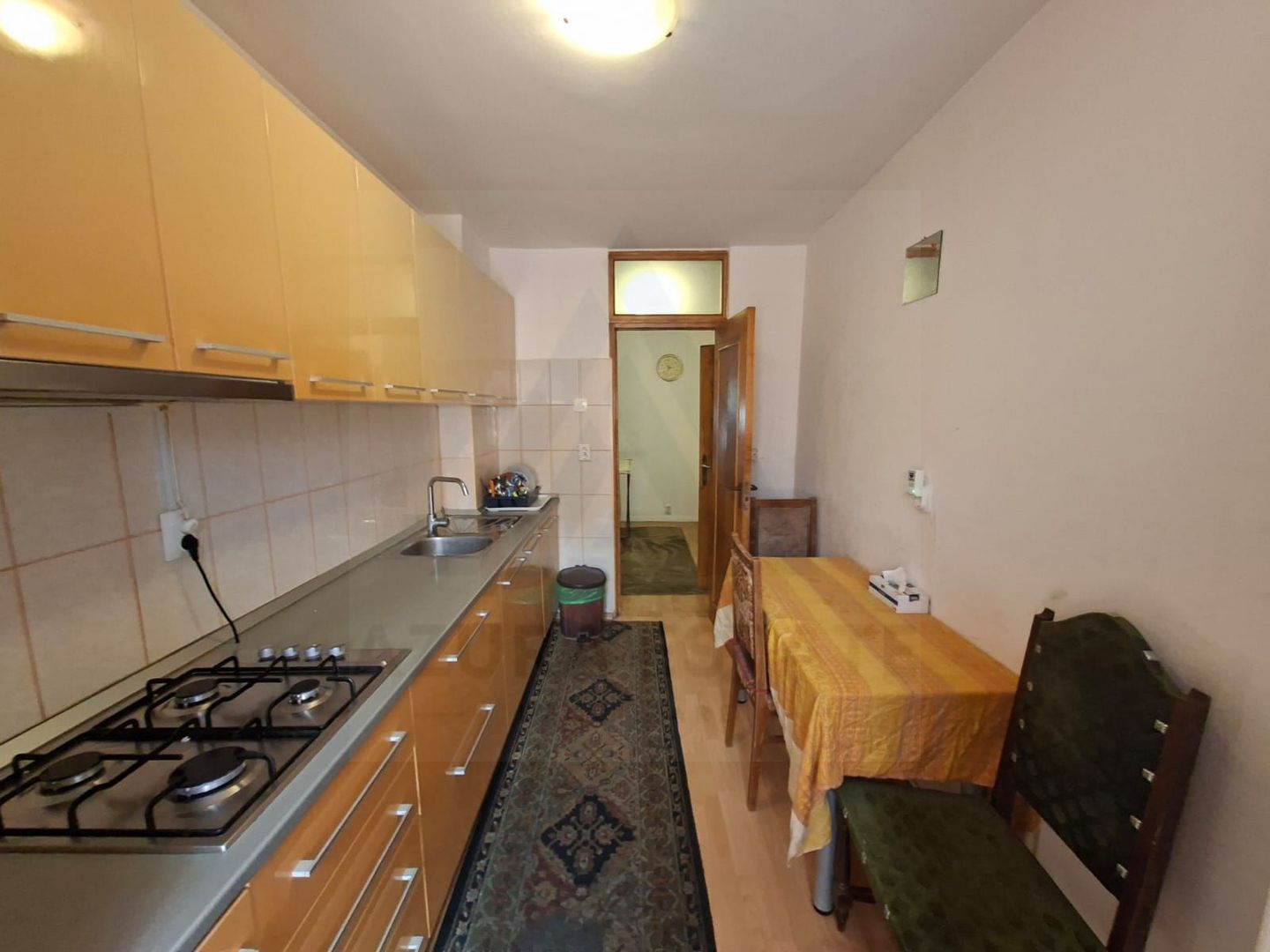 Apartament 3 camere 70 mp Parcul Sub Arini - Poză 3