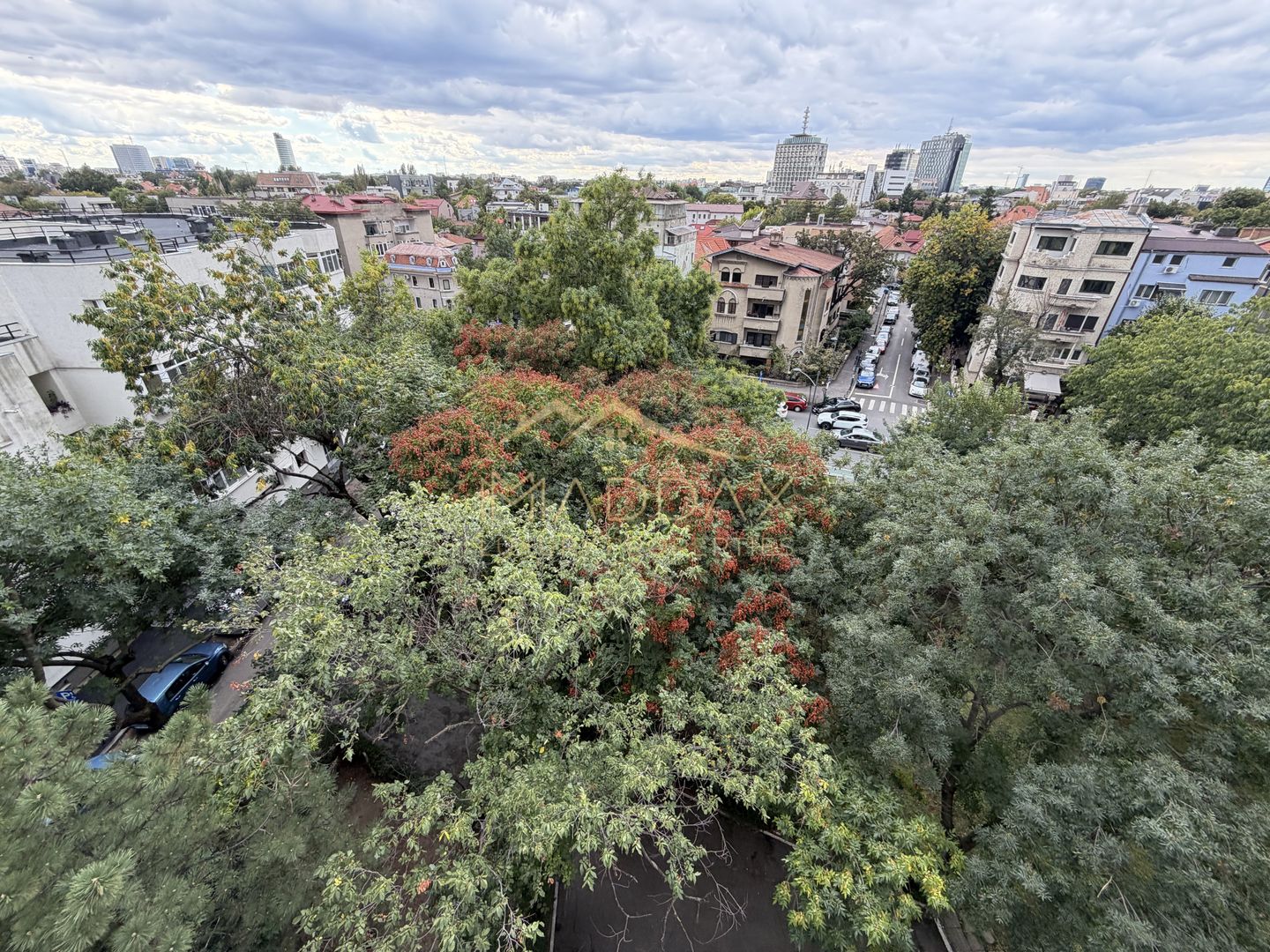 Apartament cu 3 camere // Dorobanți - Parc Floreasca - Poză 2