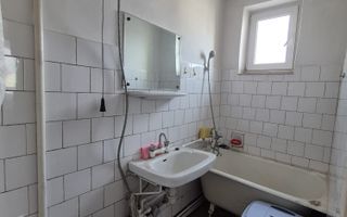 Apartament 3 camere | 38 mp | zona Micro 1 - Poză 6