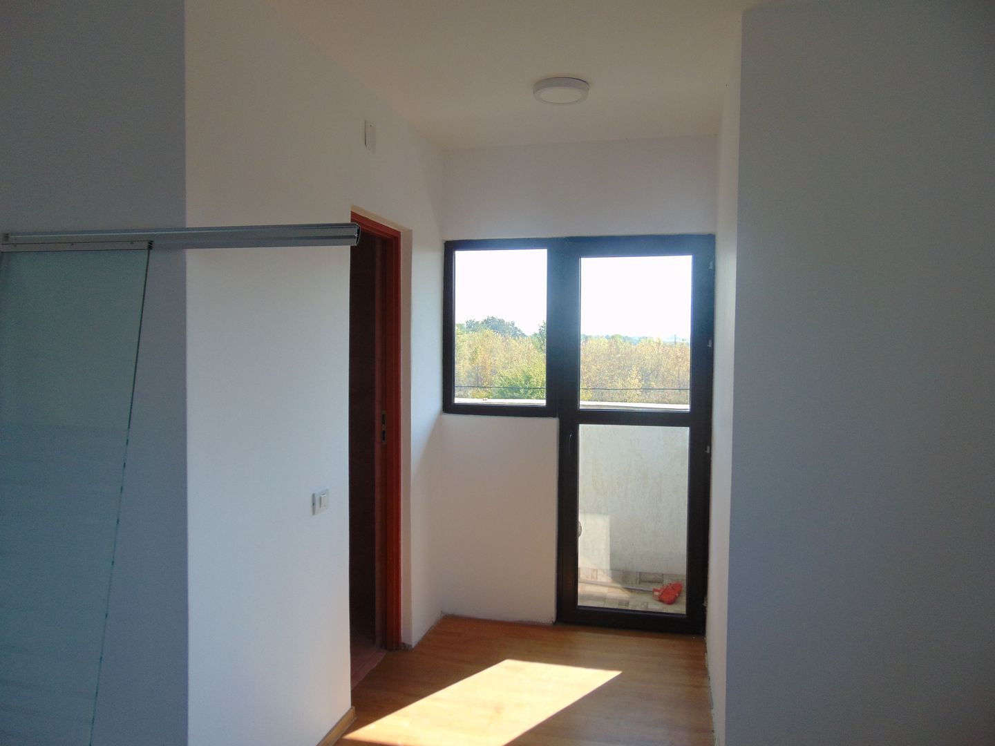 Spatii generoase cazare muncitori sau seniori- zona cu acces rapid - Poză 8