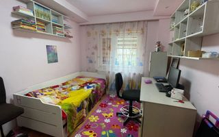 Apartament cu 3 camere spre inchiriere in zona UMF! - Poză 8