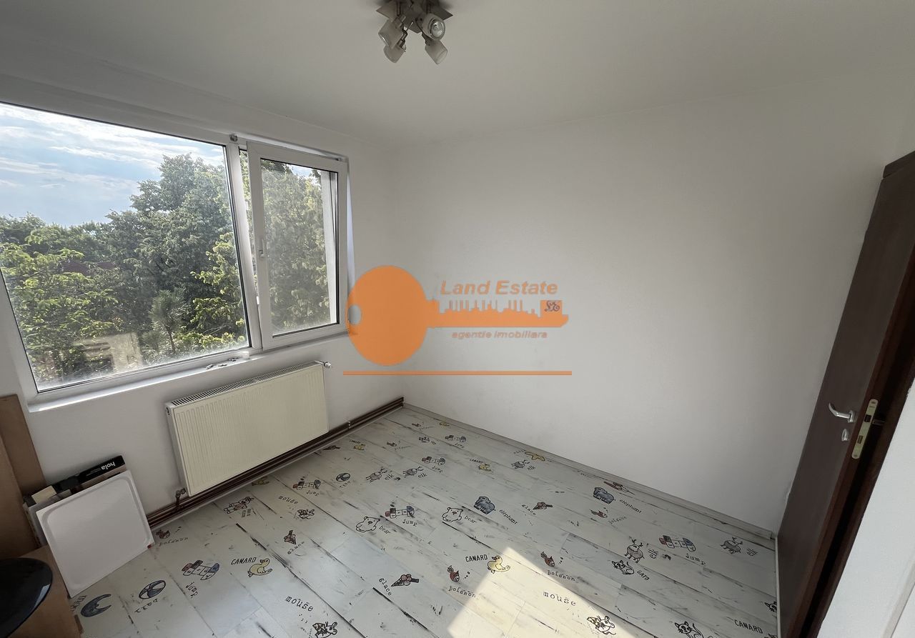 Apartament 3 camere Centrală proprie + Încălzire în pardoseală - Poză 2