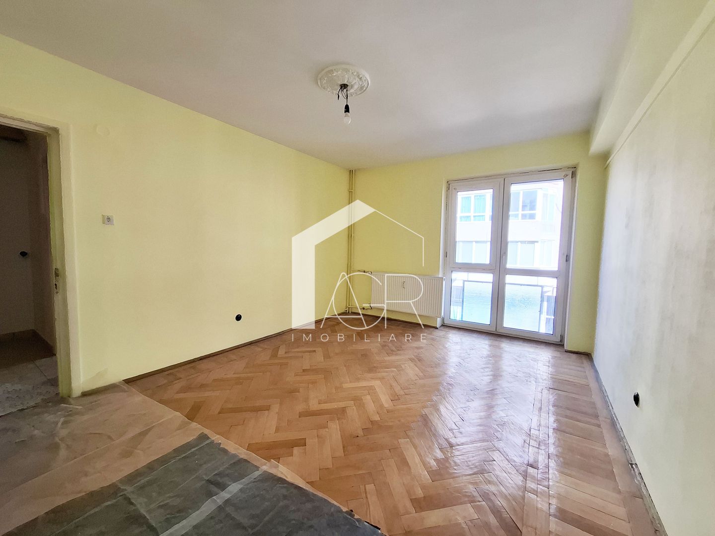 Apartament cu 2 camere, zona Ultracentral - Poză 2