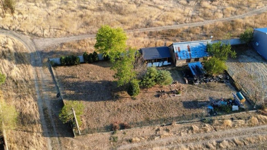 De vanzare proprietate Podari – 2 hale industriale + casa și spatiu recreativ - Poză 3
