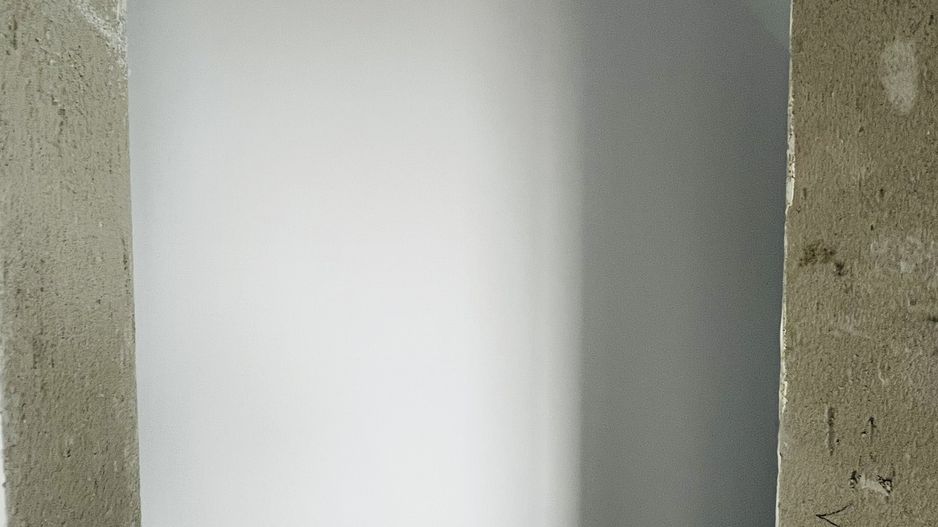 Duplex nou cu 5 camere despartit prin garaj - Dumbravita - Poză 10