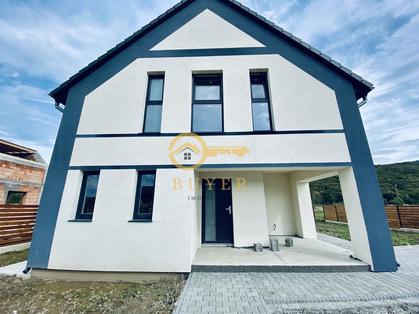 Casa intabulata, finisata LA GRI- Talmaciu, zona cu peisaj superb - Poză 2