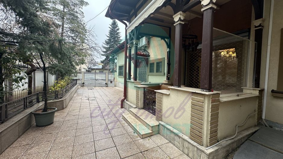 Casa formata din 2 corpuri cu TEREN 433 MP - Poză 2