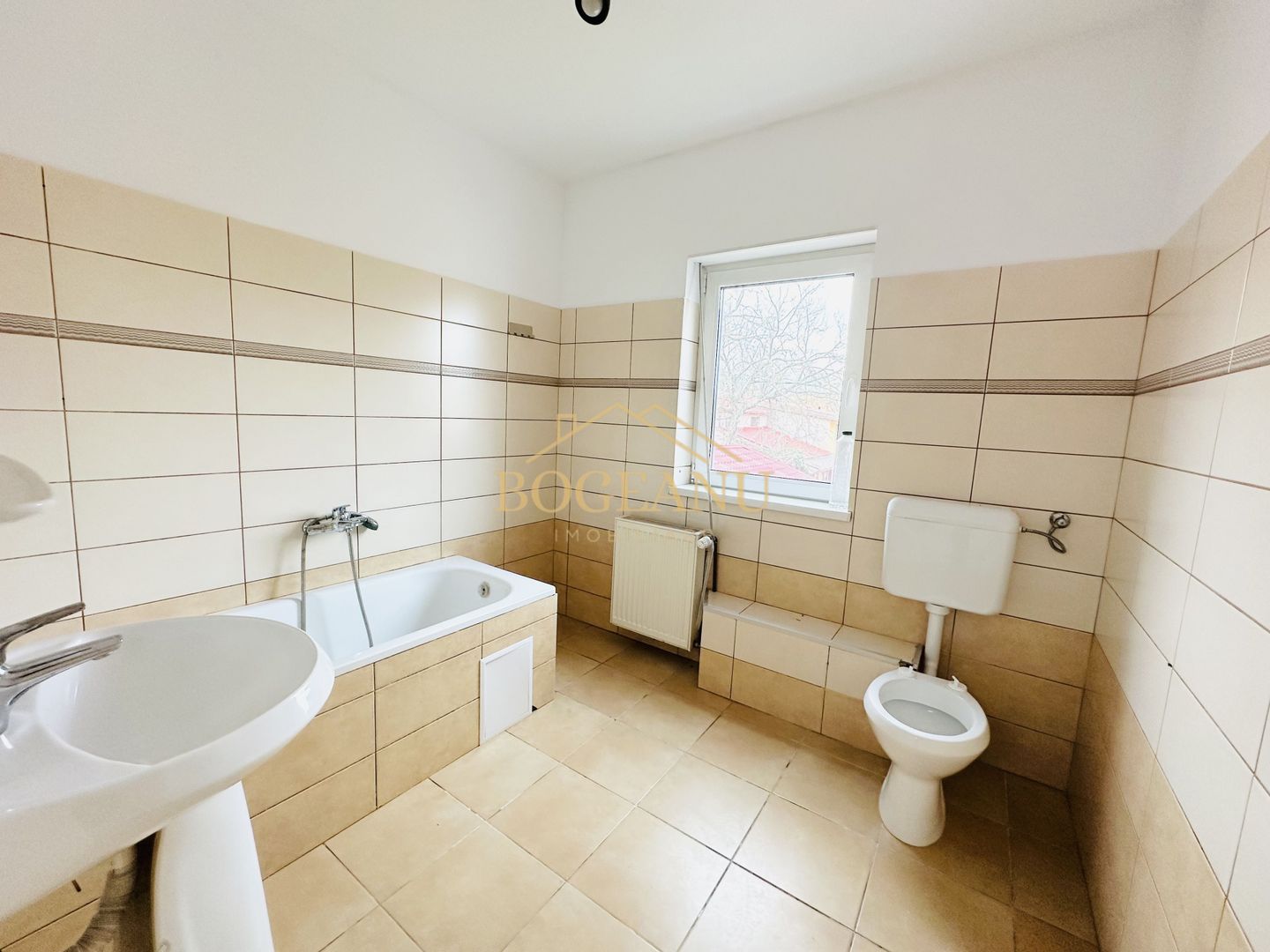 BG138-Casa individuala cu spatiu birouri,311 mp,Teren 500 mp - Poză 13